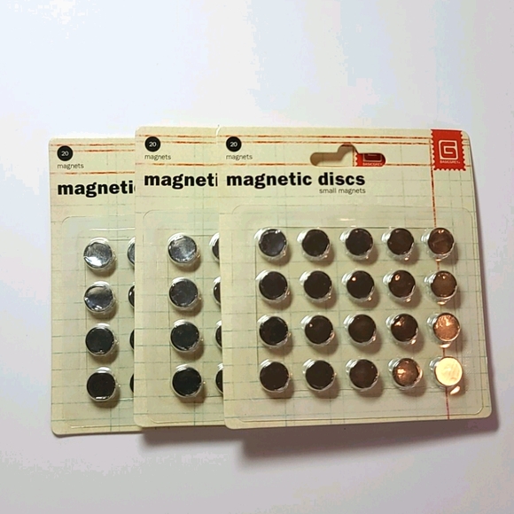Basic Grey Small Magnets - 3 packs of 20 - Picture 2 of 3